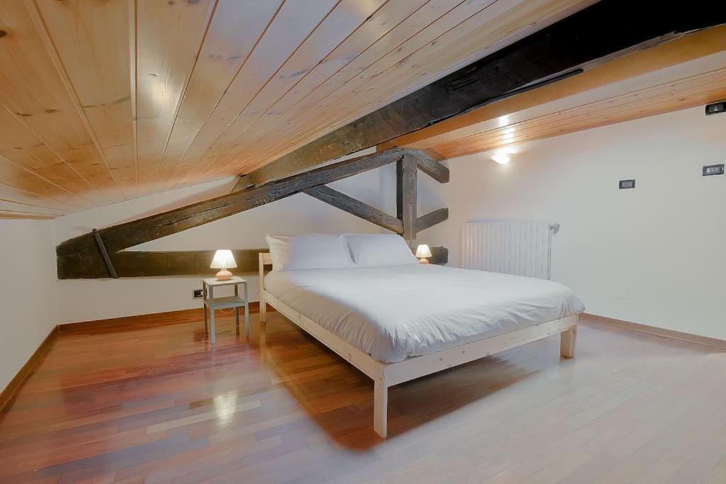 Nettuno 5 Stelle- Appartamento Elegante Con Suite Bologna Ngoại thất bức ảnh